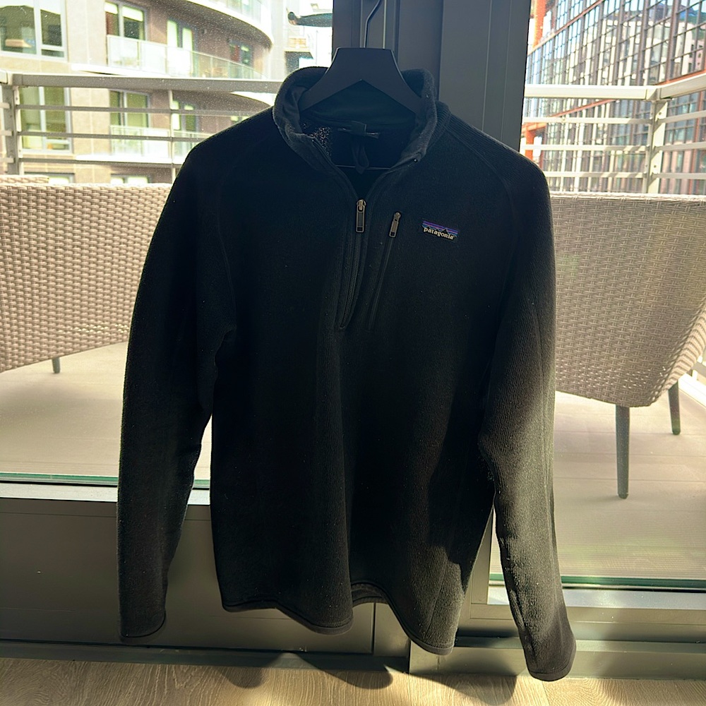 LIGHTLY USED: Black Patagonia Quarter Zip